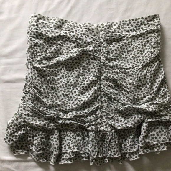 Floral Mini Skirt - Picture 2 of 3